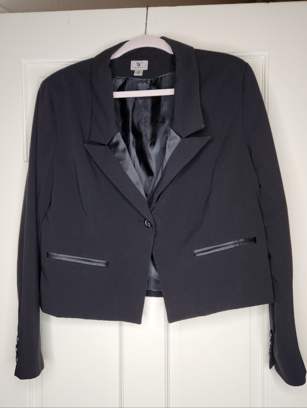 Corporate Goth Gothic Mature Witchy Plus 16 Satin Cropped Single-Button Blazer